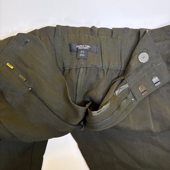 Simply Vera Wang Womens High Rise Capri Pleated Pants Size XS Olive Green Preppy - Picture 2 of 8